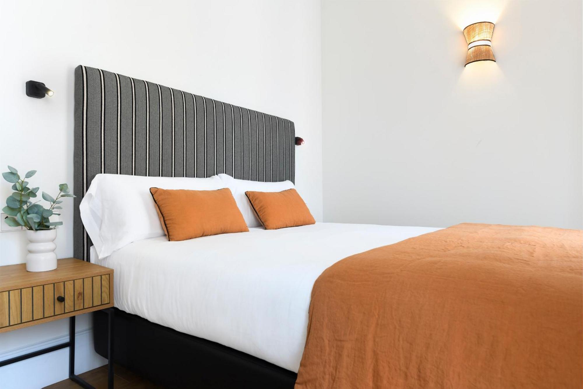 Magno Apartments Pureza Siviglia Esterno foto